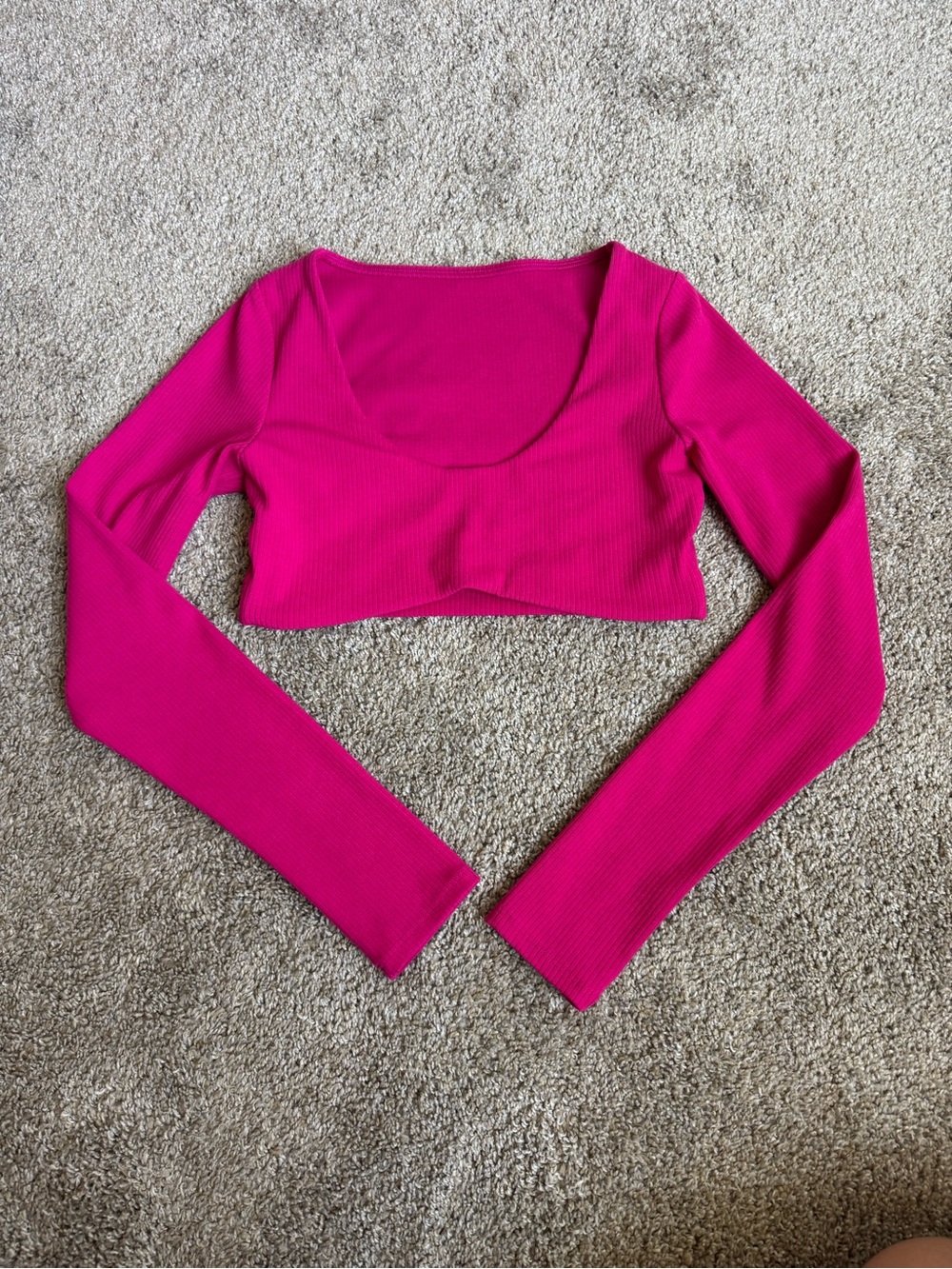 Alo Yoga Cropped Long Sleeve Crop Top, Ribbed, Hot Pink Magenta Color, Small